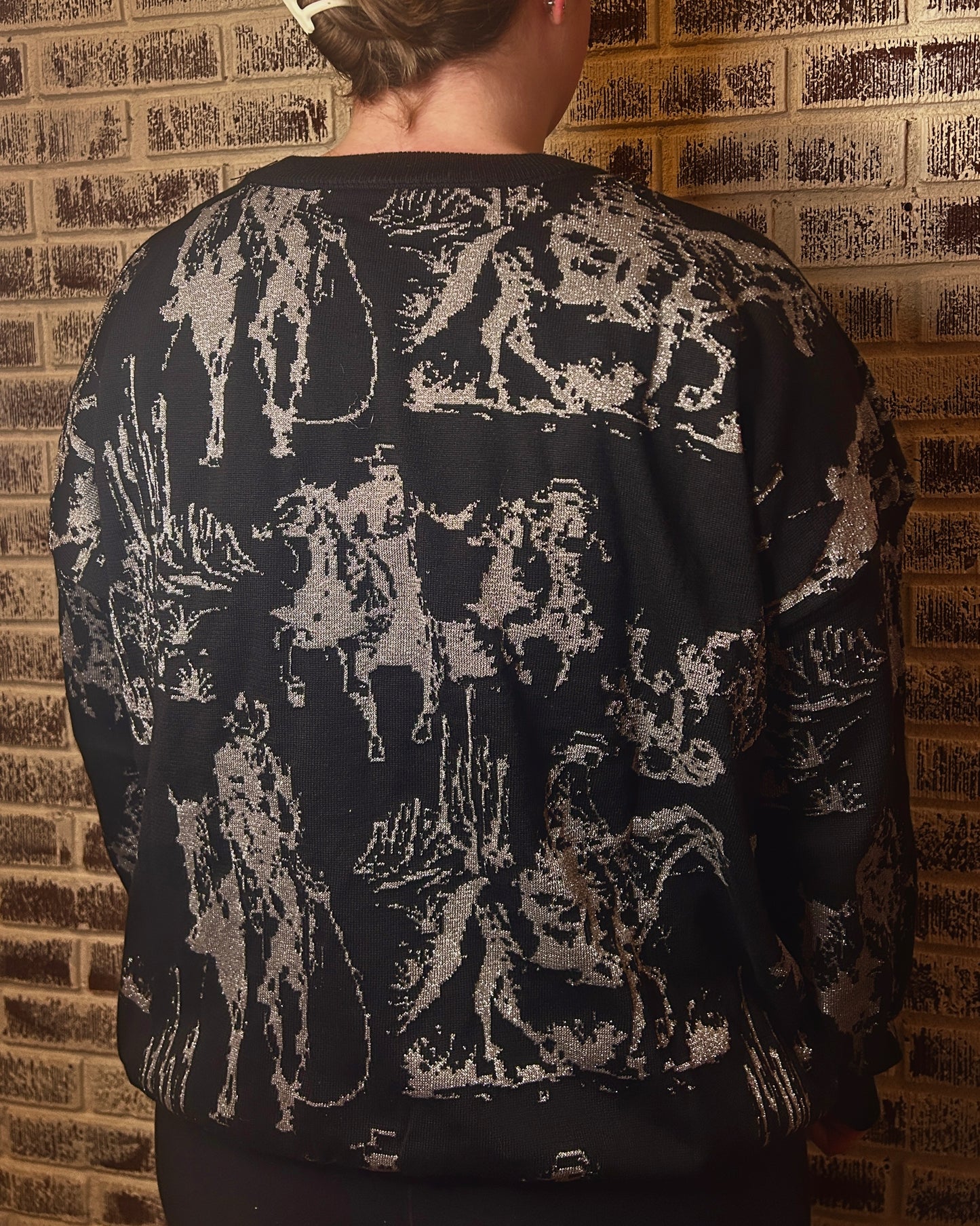 Rope’m Up Silver & Black oversized Pullover